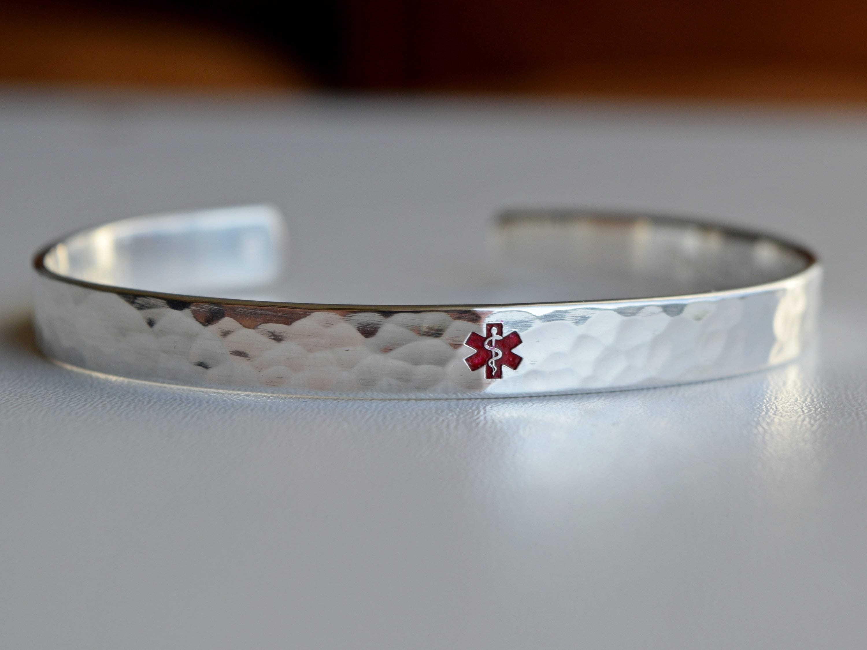 Medical ID Alert Jewelry | Medical Bracelets Canada – Beaded daisy