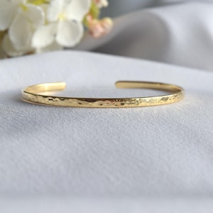22K Gold Plated Engraved Bracelet, Custom Hammered Narrow 3mm, BFF Cuff, Couples, Bridesmaid, Teacher Gift, Birthday Gift, Shopping Occasion