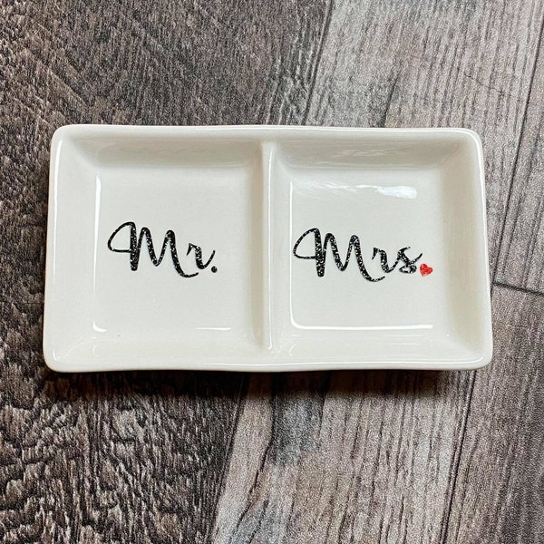 Mr. Mrs. Dual/Double Ceramic Ring Holder Dish - Perfect Wedding, Bridal Shower or Gay Couple Gift!  Customizable!