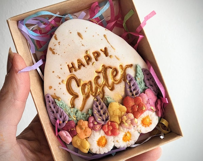 Wild Flower Happy Easter Egg Hand Iced Personalised Biscuit Gift Box - Vegan Available