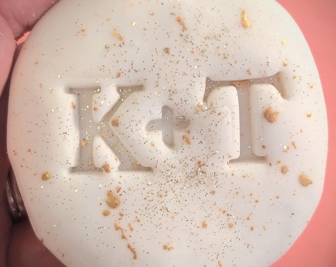 Personalised Couples Initials Individually Packaged Hand Iced Wedding Favour Biscuits