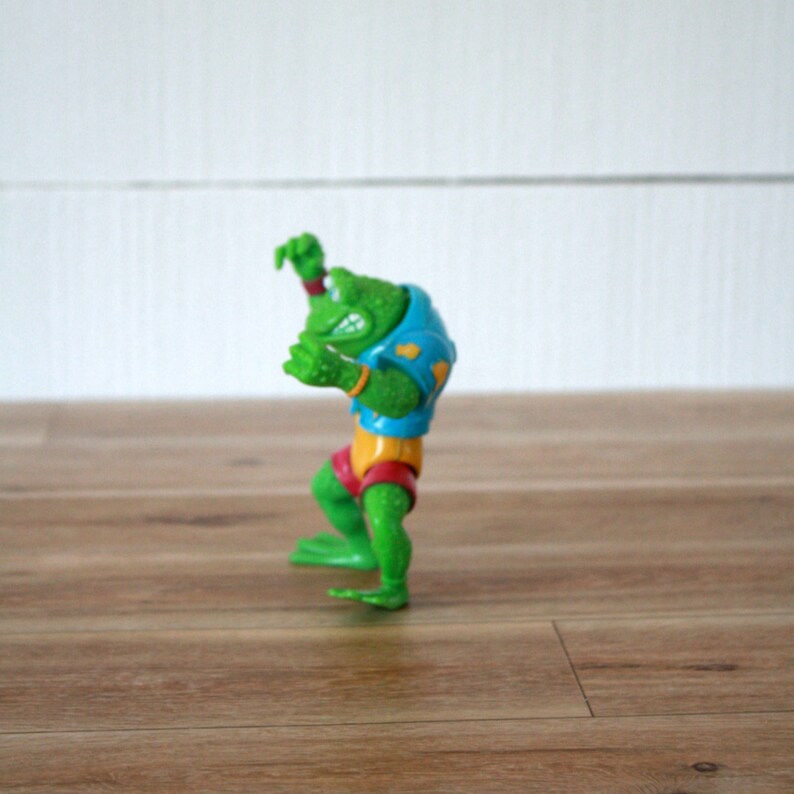 genghis frog toy