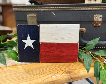Texas flag decor, rustic Texas, whiskey barrel Texas, gift for him, unique Texas gift, whiskey barrel, bourbon barrel, Texas flag,flag decor
