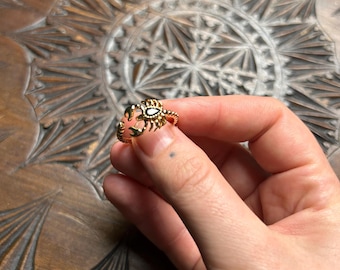 Spiritueller Sternzeichen Ring Skorpion vergoldet mit Stein