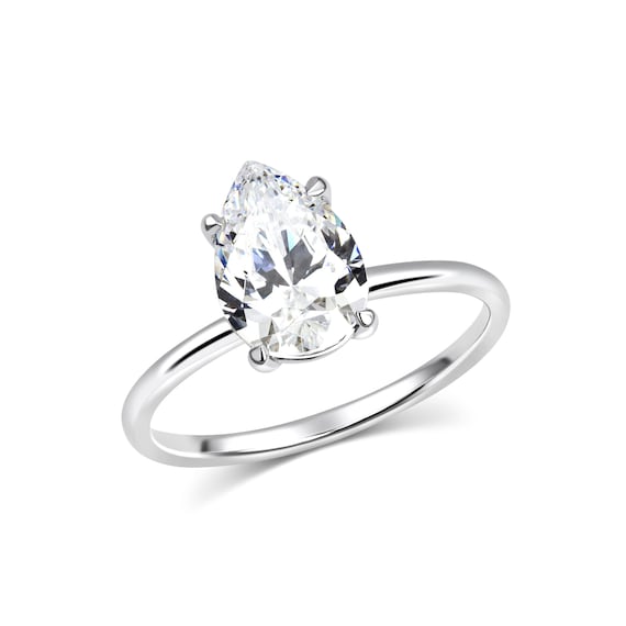 2 carat pear moissanite
