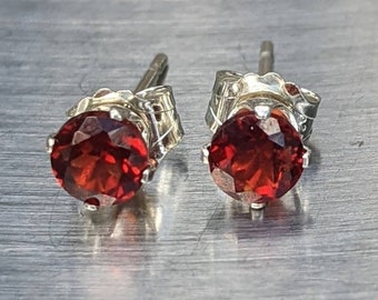 Pendientes de granate natural de 4 mm de granate rojo natural de corte redondo, piedra preciosa genuina extraída naturalmente, envío rápido y gratuito para su cumpleaños