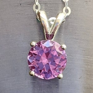 Real Color Changing Alexandrite Pendant Silver or Solid Gold 2ct 8mm Brilliant Cut Alexandrite Necklace For Womens Birthday Christmas Gift imagem 1