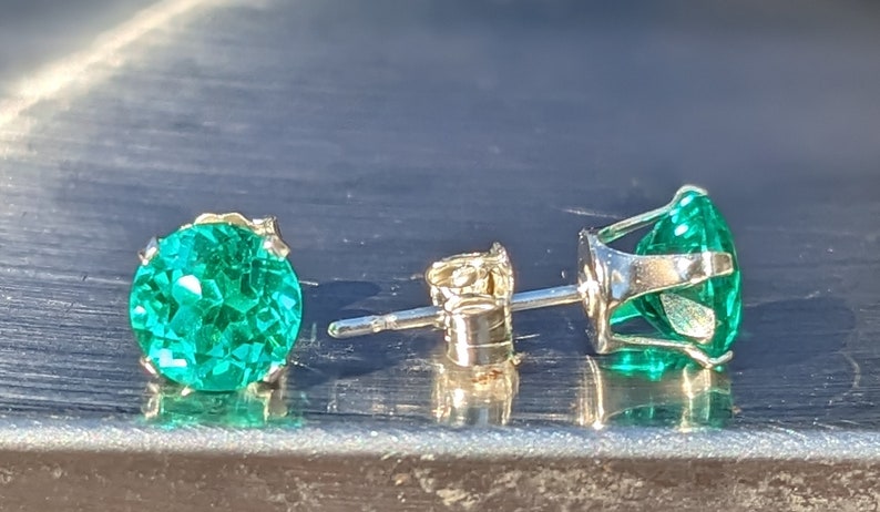 Colombiaanse Emerald Stud Oorbellen met Lab certificaat 6mm ronde Cut Stud Oorbellen zilver of 14k Emerald oorbellen voor haar verjaardagscadeau afbeelding 6