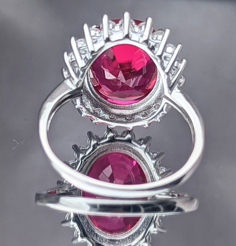 Hoge kwaliteit replica Eva Longoria Celebrity geïnspireerd Real Ruby AAA 5ct verlovingsring Halo 10x12mm ovaal geslepen damesring afbeelding 7