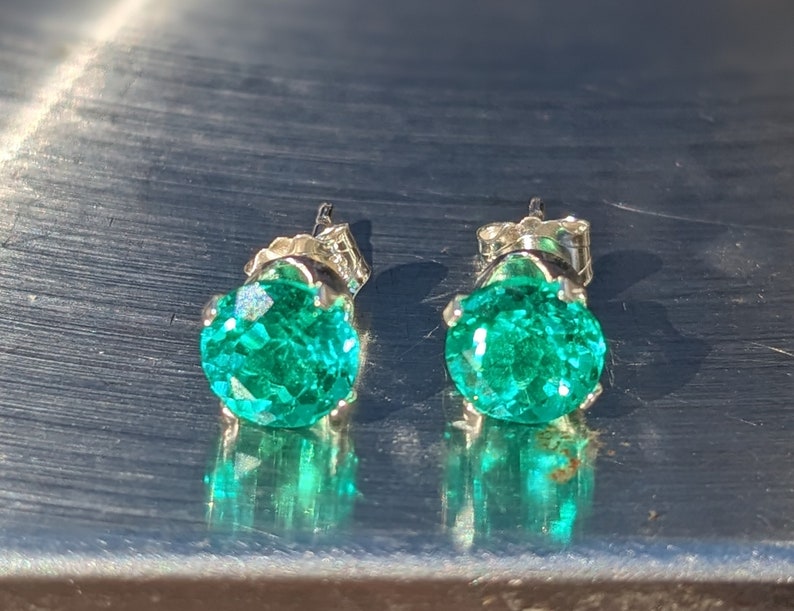 Colombiaanse Emerald Stud Oorbellen met Lab certificaat 6mm ronde Cut Stud Oorbellen zilver of 14k Emerald oorbellen voor haar verjaardagscadeau afbeelding 3