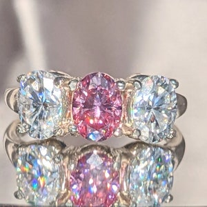 Radiant Cut Multi-Color Moissanite Wedding Band Sparkling Custom Bridal Ring Unique Pink and Clear Moissanite Anniversary Band zdjęcie 6