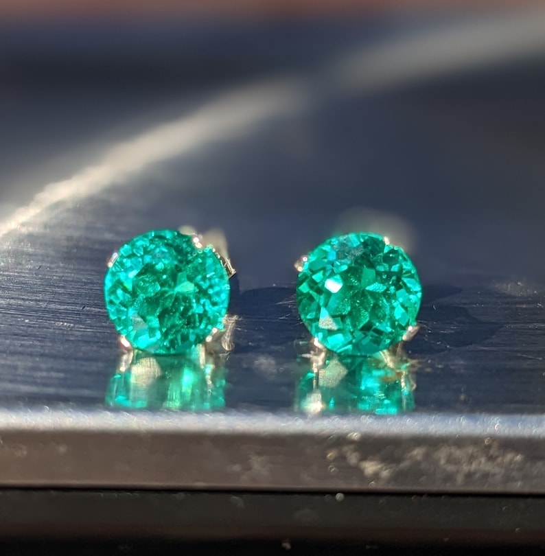 Orecchini a bottone con smeraldo colombiano con certificato di laboratorio Orecchini a bottone con taglio rotondo da 6 mm Orecchini in argento o smeraldo 14k per il suo regalo di compleanno immagine 5