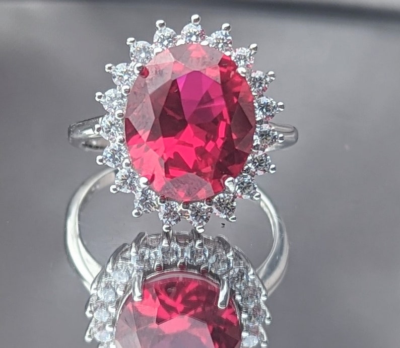 Réplique de haute qualité Eva Longoria inspirée des célébrités, bague de fiançailles en rubis véritable AAA 5 carats, halo 10x12 mm, bague pour femme ovale image 1