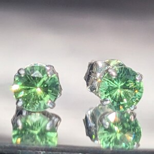 Genuine 4mm Green Tsavorite Garnet Stud Earrings Vibrant Natural Gemstone, January Birthstone, 14k Handmade Jewelry For Her Christmas Gift zdjęcie 7