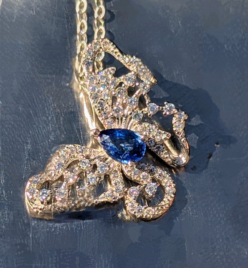 Collar de zafiro azul natural 14K oro diamante tachonado mariposa azul colgante lágrima zafiro azul natural elegante regalo de joyería para ella imagen 6