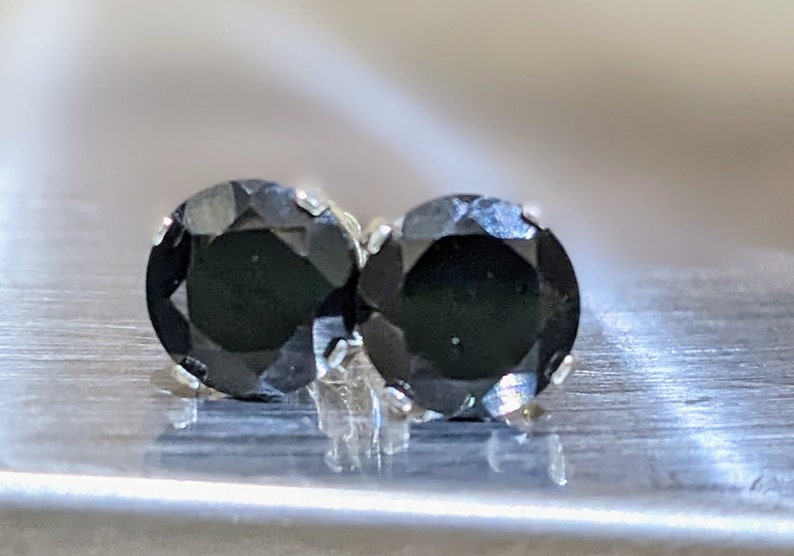 Natuurlijke zwarte Spinel Stud Oorbellen 6mm ronde geslepen zilveren of gouden echte zwarte Spinel hengsten voor hem of haar verjaardagscadeau voor vrouwen afbeelding 4