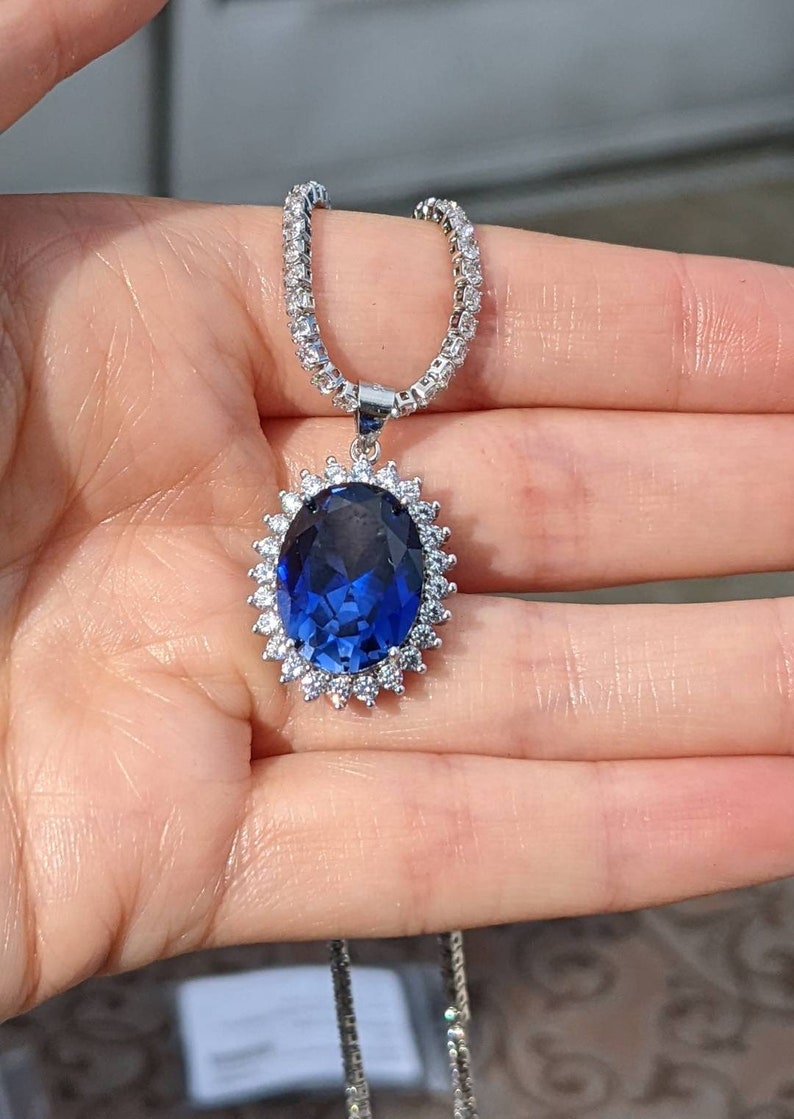 Royalty Repulica Princess Diana Celebrity Inspired Real Blue Sapphire Pendant With Halo 9.30ct Oval Cut Mother's Day Gift Lady Di Necklace image 5