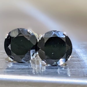 Natuurlijke zwarte Spinel Stud Oorbellen 6mm ronde geslepen zilveren of gouden echte zwarte Spinel hengsten voor hem of haar verjaardagscadeau voor vrouwen afbeelding 3