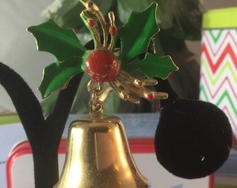 Vintage Gold Plated, Holly Christmas Bell Brooch, Working Bell, Red and Enamel, Jewelry, Gifts, Vintage Jewelry, Vintage Christmas