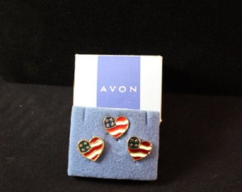 Vintage USA Flag Avon 2001 Heart of America NIB Tie Tac, Pierce Earrings, Lapel Pin, Vintage