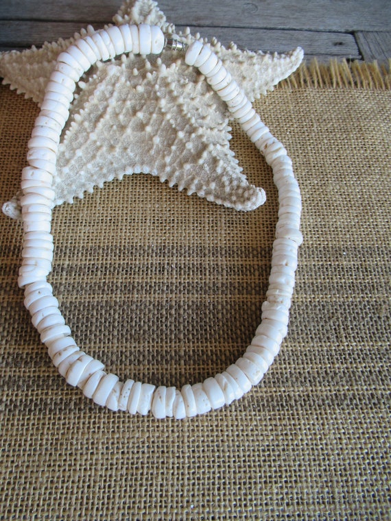 Vintage Puka Chip Shell Necklace Y2K Hawaiian Surfer Beach Boho 18