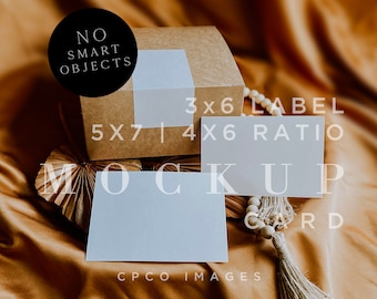 May include: A mockup of a 3x6 label and a 4x6 card on a brown background. The text "NO SMART OBJECTS" is on a black circle. The text "3x6 LABEL 4x6 RATIO" is on the label. The text "MOCK UP CARD" is on the card. The text "CPCO IMAGES" is below the card.