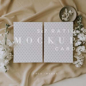 Romantische uitnodiging Mockup Suite, Neutrale Minimal Mock Up, Bruiloft Uitnodiging, Digitale Download, Single 5x7 Card Mock Up, Smart Object 024