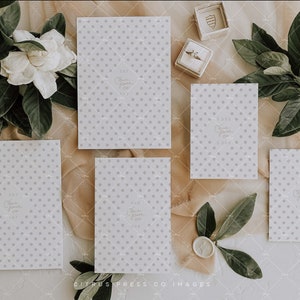 Hochzeit Suite Mockup, Einladung Suite Flatlay, Instant Download, 5 x 7, 3,5 x 5 RSVP, 4 x 6 Enclosure-Karte, Briefpapier, Smart-Objekt 003