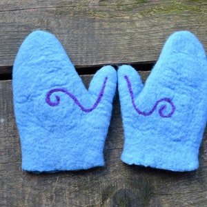 Light blue felt gloves, Handmade gloves, Merino wool gloves, Small size gloves, Hand felted gloves, Hot gloves for winter, Felted gloves