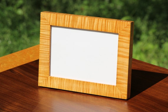 5 By 7 Tiger Curly Maple Picture Frames With Glass - Curly Maple Picture Frames 5 By 7 Tiger Curly Maple Picture Frames With Glass - Curly Maple Picture Frames