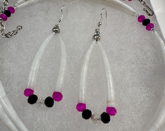 Mookite hand carved wolf pendant on dentallium shell necklace and earrings set