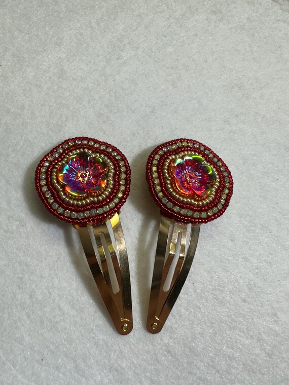 Handmade Red Flower Beaded Snap Clip Barrettes: Rhinestone  display picture 1