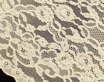 Vintage French Lace Table Runner or Center Piece, French Alençon Lace, Runner, Excellent Condition, 14" X 35", Collectible
