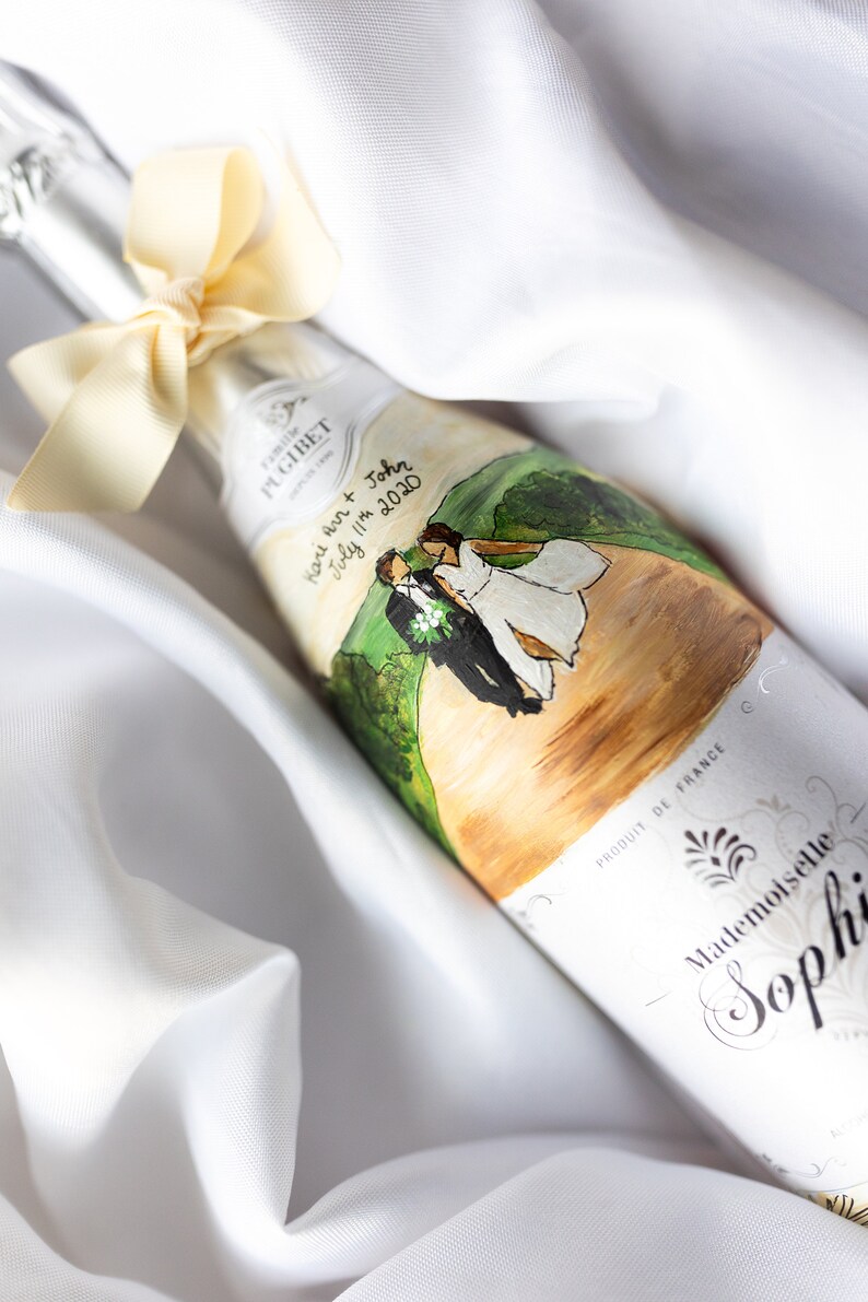 Custom Wedding gift hand painted on Sophie DRY champagne bottle, Custom Engagement gift hand painted NON alcohol champagne bottle, bride image 4