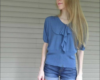 Christian Ada size 9 M/L vintage 80's dusty blue v-neck knit top with ruffled sailor-like collar and 1/4 short sleeves