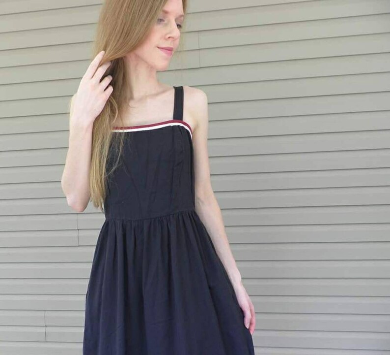 JT Dress size Small vintage 80/'s does 50/'s black /& cranberry red border print retro style square neck midi sun dress w pockets