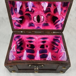 Cofre de dados de imitación personalizado para mazmorras y dragones, juego de rol de mesa Magic: The Gathering imagen 18