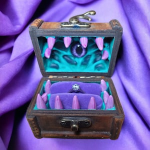 Dungeons and dragons mimic chest engagement ring