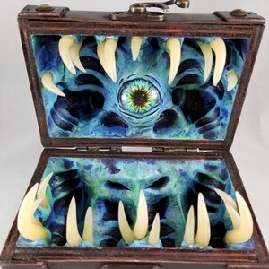 Cofre de dados de imitación personalizado para mazmorras y dragones, juego de rol de mesa Magic: The Gathering imagen 17