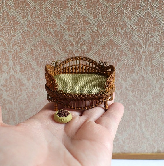 Tiny White Wicker Basket Dollhouse Miniature 1:12 Scale