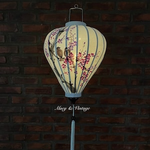 Bamboo silk lantern 47cm - Art hand painting with cherry blossoms and birds - Living room lamp. Ceiling lamp. Gift lantern. Lobby lanterns