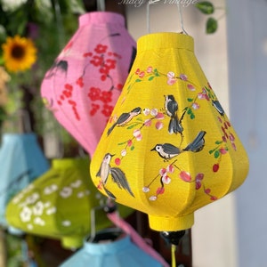 Autentiche lanterne di bambù Hoi An 35 cm - Dipinte a mano su tessuto con uccelli e fiori - Lampada per la casa. Decorazione del giardino - Realizzazione su misura