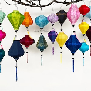 Set of 20 Hoi An bamboo silk lanterns - Mix 12 lanterns 35cm & 8 lanterns 22cm - Full of color - Wedding decoration - Lanterns for tent