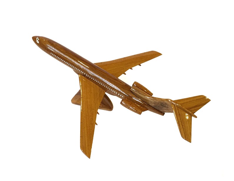 Boeing B727-16x16x7 Wooden handmade airplane