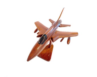 Republic F-105 Thunderchief - Wooden aircraft handmade - 16"x 10" x 8"