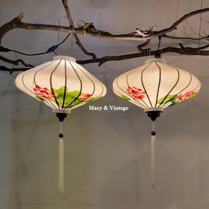 Set of 2 bamboo lanterns 35cm UFO shape - Hand painting with lotus flower - Wedding decoration. Home lamp. Garden decoration