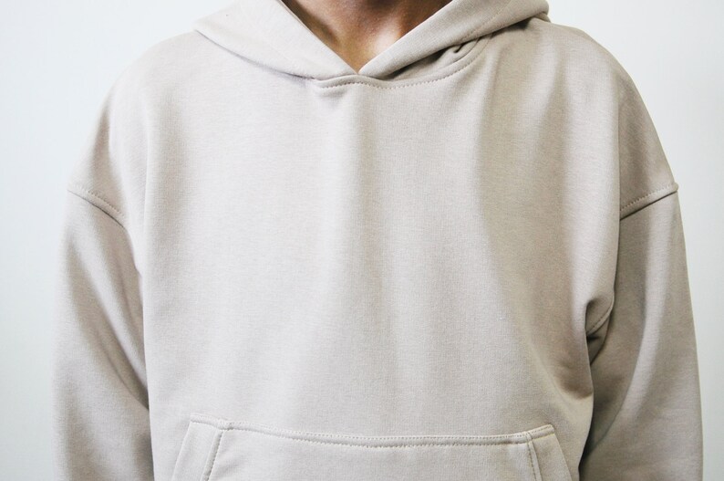 Oversized Essentials Men/'s Raw Edge 80/'s Sweater Oversized Fit Dropped Shoulder RearNeck Badge Kanye Hoodie