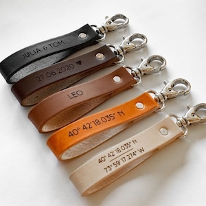 Personalized Leather Keychain, Personalized gift, Leather Keyholder, personalized keychain for men, personalized keychain for women