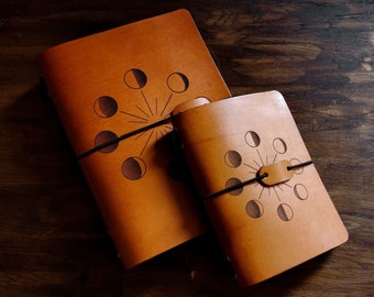Leather notebook cover with Moon Phases, Traveler's notebook, Fauxdori cover made with vegtanned leather, Refillable journal, bullet journal