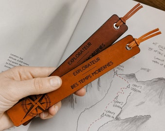 Leather bookmark with compass, perfect gift for book lover, bookworm, explorer or adventurer. Page keeper for traveler